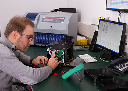 Wartung Geldzählmaschine